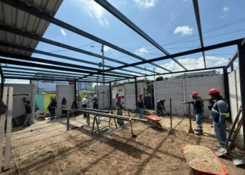 Alcaldía de La Libertad Sur construye casa comunal en Las Palmeras para fortalecer la convivencia comunitaria