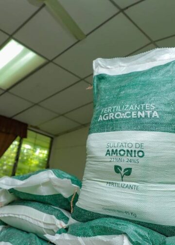 Gobierno prohíbe la reventa de insumos agrícolas y advierte sanciones legales