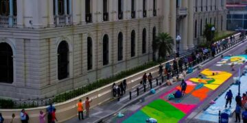 Mega alfombra de sal busca convertir el Centro Histórico en el mayor escenario cultural de Semana Santa