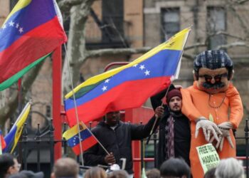 Maduro enfrenta segunda audiencia en NY en medio de protestas y debate por su defensa legal