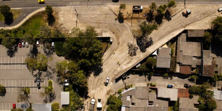 Obra vial hacia Nuevo Cuscatlán supera el 85 % de avance y avanza hacia su finalización