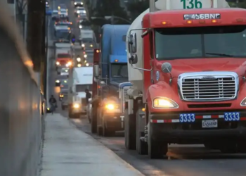 Protestas de transportistas colapsan carreteras y generan caos vial en Guatemala