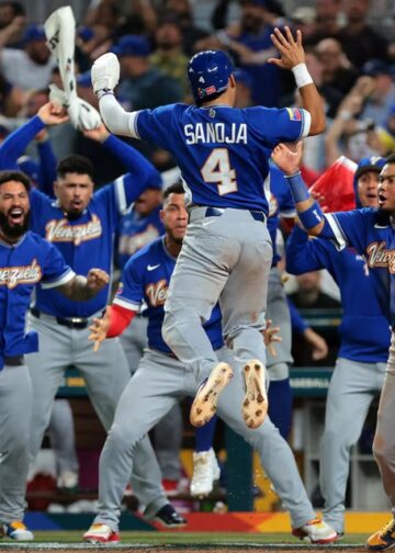 Venezuela celebra su primer título en el Clásico Mundial de Béisbol tras vencer a Estados Unidos