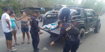Hombre muere tras ser arrastrado por corriente en playa Los Pinos, en La Libertad
