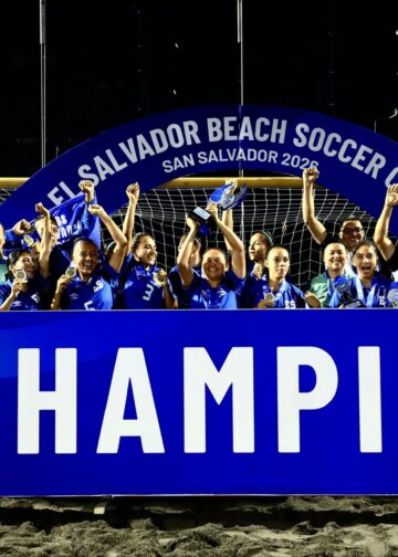 Equipo femenino de El Salvador logra el bicampeonato en el Beach Soccer Cup 2026