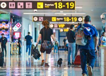 Aeropuerto Internacional de El Salvador supera los 172 mil pasajeros durante Semana Santa