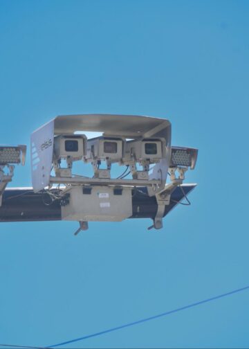 Refuerzan controles viales y medidas tecnológicas para mejorar el tráfico y la seguridad en el país