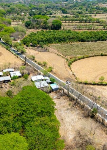 Avanza pavimentación de 9 kilómetros que conectará mejor a San Agustín en Usulután