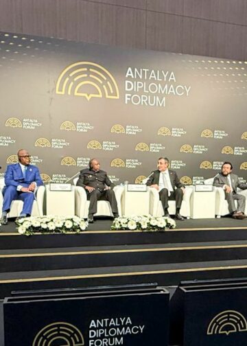 Vicepresidente Ulloa llama a fortalecer la integración regional como respuesta a los desafíos globales