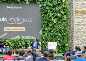 Plataforma NIX reduce tiempos de inversión y marca la apuesta tecnológica del AMSS en el SovAI Summit 2026