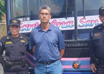 Capturan a busero que golpeó a motociclista tras incidente de tráfico