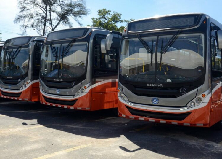 Gobierno apuesta por vigilancia digital en el transporte público de El Salvador