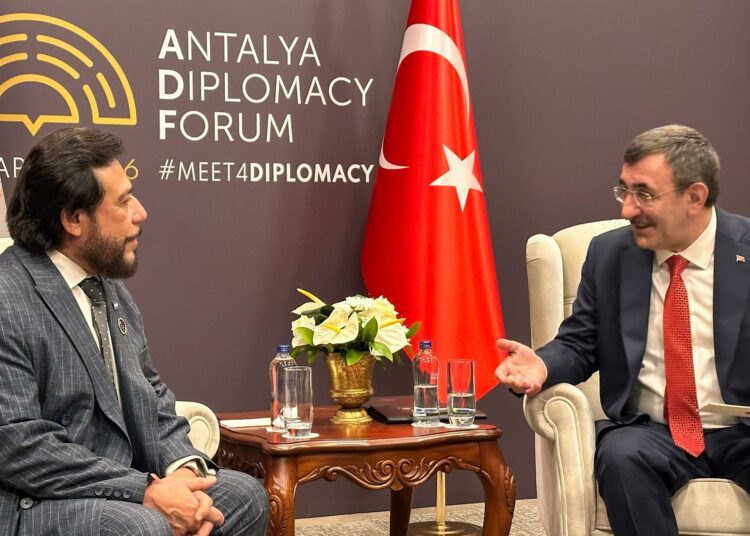 El Salvador impulsa alianzas con Türkiye para inversión, turismo y desarrollo económico