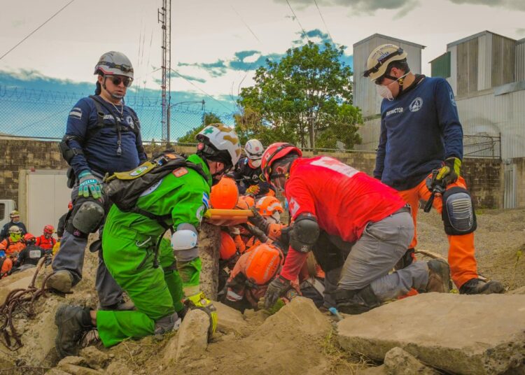Grupo USAR El Salvador refuerza su preparación en ejercicios regionales de respuesta a emergencias