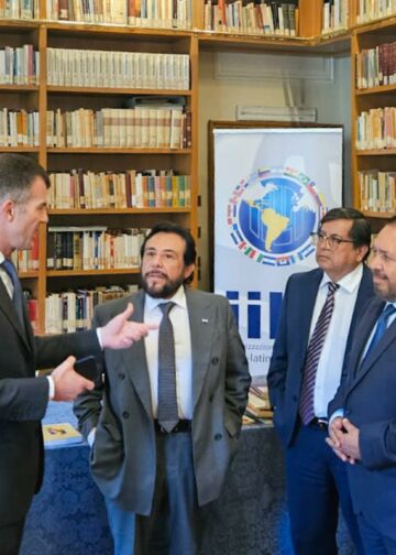 Vicepresidente Félix Ulloa fortalece lazos de cooperación con la Organización Internacional Ítalo-Latinoamericana (IILA)