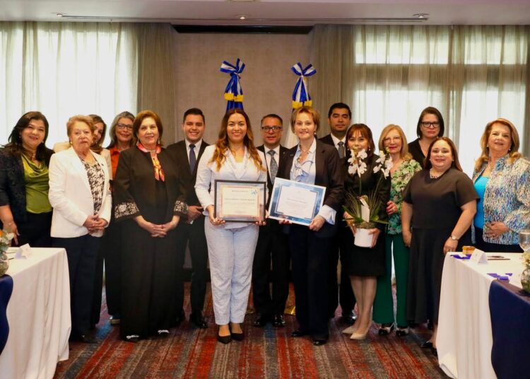 Impulsan nuevas alianzas entre El Salvador y Guatemala desde la diáspora