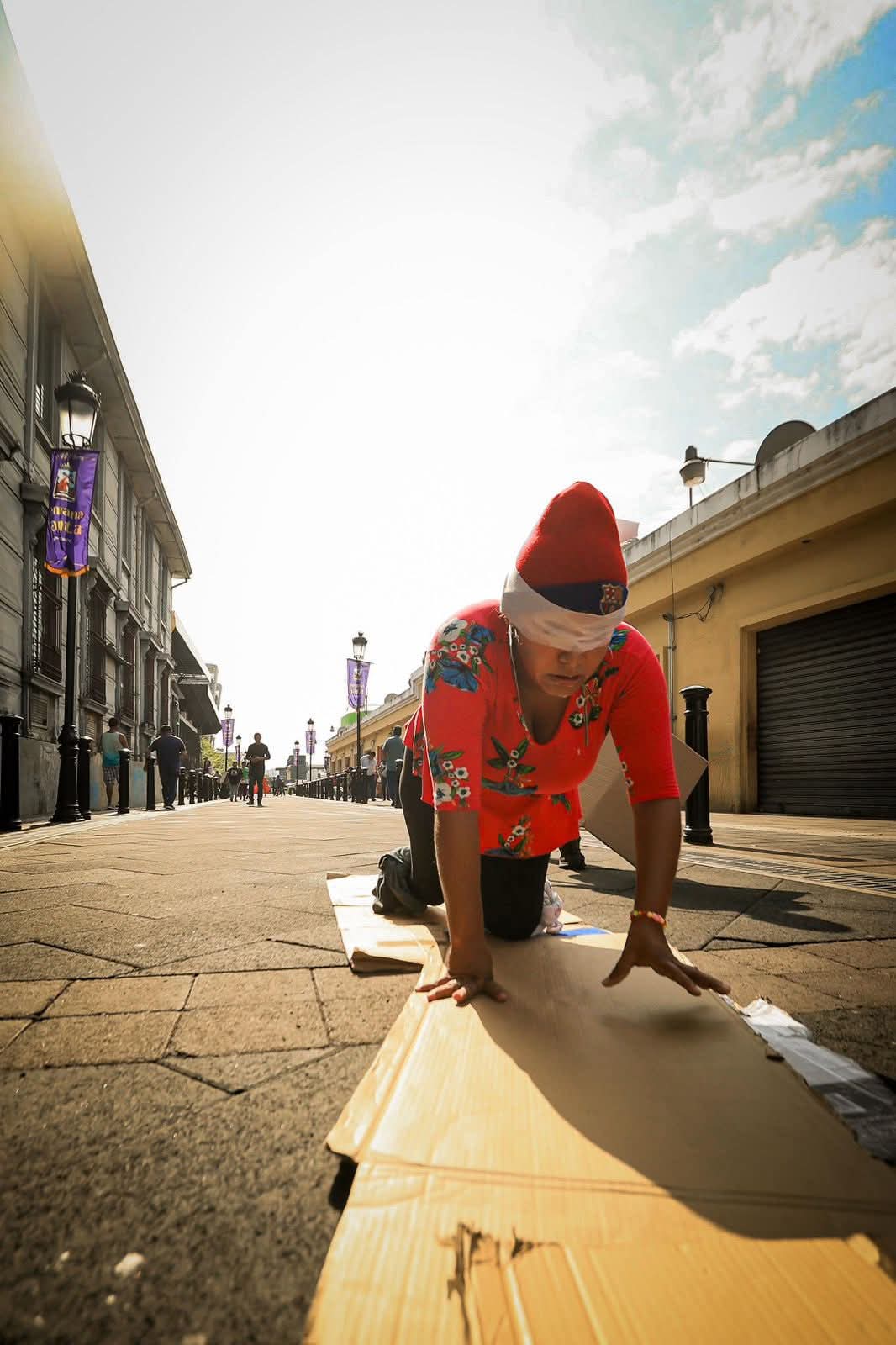 Fe y sacrificio marcan la peregrinación de fieles hacia El Calvario en Viernes Santo