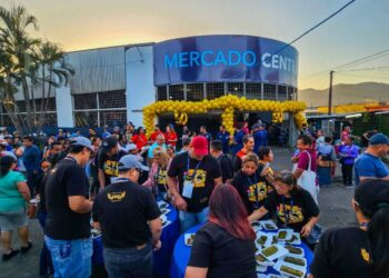 Alcalde Mario Durán anuncia doble orquesta en celebración de aniversario de Mercado Central