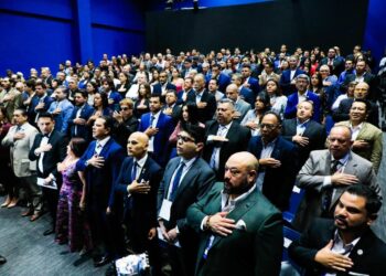 Talento salvadoreño en el exterior recibe reconocimiento por el gobierno de Nayib Bukele