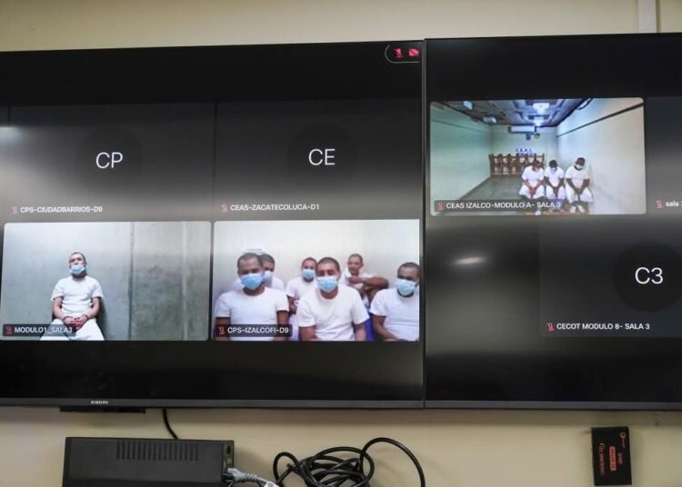 Pandilleros de la MS-13 enfrentan audiencia abierta por agrupaciones ilícitas en La Paz