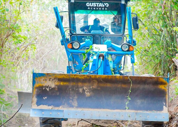 Alcalde de Santa Ana anuncia trabajos que buscan mejorar acceso y movilidad en comunidades