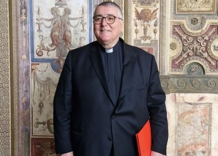 El Salvador recibe a un nuevo nuncio apostólico designado por el papa León XIV