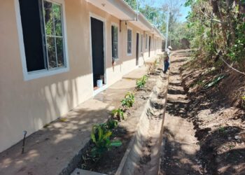 Ministerio de Vivienda acelera la construcción del Proyecto Habitacional 10 de Mayo en Ahuachapán