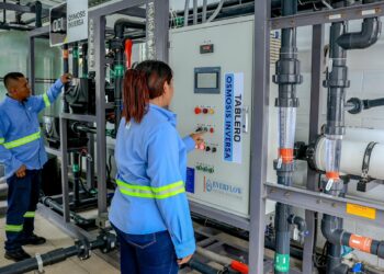 Gobierno inaugura planta desalinizadora en Playa El Majahual para generar agua potable