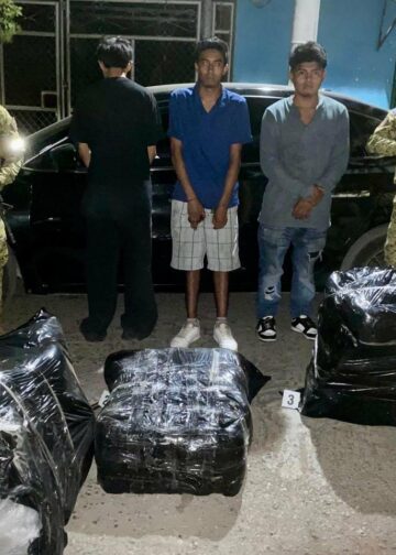 Fuerza Armada captura a tres sujetos con marihuana en paso fronterizo irregular de La Hachadura