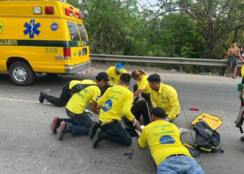 Peatón resulta gravemente lesionado tras accidente en la curva de la muerte, Sonsonate
