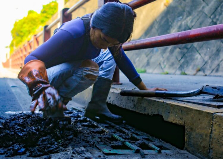 Alcaldía intensifica trabajos preventivos ante llegada de lluvias en San Salvador Este