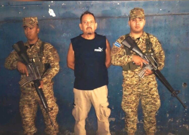Capturan a sujeto con droga en San Salvador