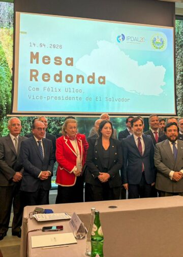 El Salvador proyecta su transformación integral en foro internacional en Portugal