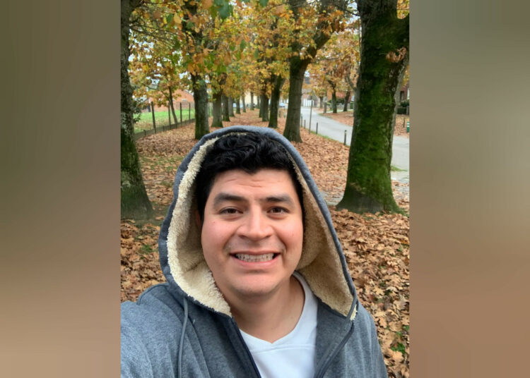 El Salvador gana protagonismo internacional y sorprende a latinoamericanos en Europa