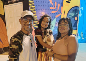 Adopción responsable transforma la vida de perritos rescatados en Santa Tecla