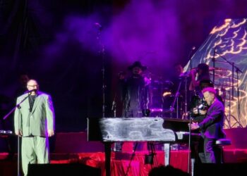 Sin Bandera conquista El Salvador con “ESCENAS” entre éxitos, nostalgia y amor