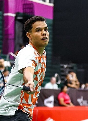 Uriel Canjura avanza a semifinales y se acerca a la final del Panamericano de Bádminton 2026