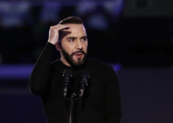 Presidente Bukele advierte que la inteligencia artificial no debe sustituir a las personas en la economía