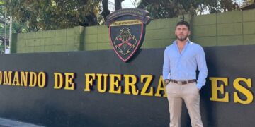 Analista español destaca el avance de El Salvador en seguridad tras experiencia directa en el país