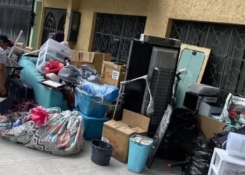 Mujer acusada de usurpación deberá desalojar vivienda tras orden judicial en Soyapango