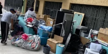 Mujer acusada de usurpación deberá desalojar vivienda tras orden judicial en Soyapango