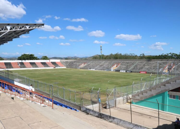 Diputados dan aval para financiar la renovación del Estadio Juan Francisco Barraza