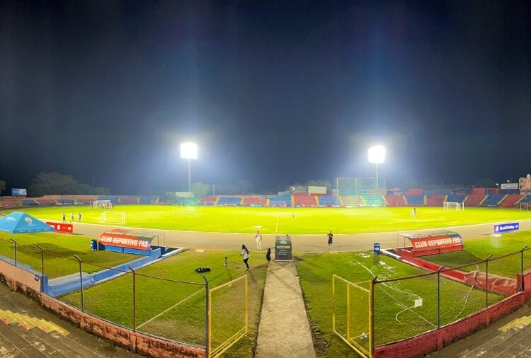 Estadio Óscar Quiteño de Santa Ana renacerá: Asamblea avala fondos para renovarlo