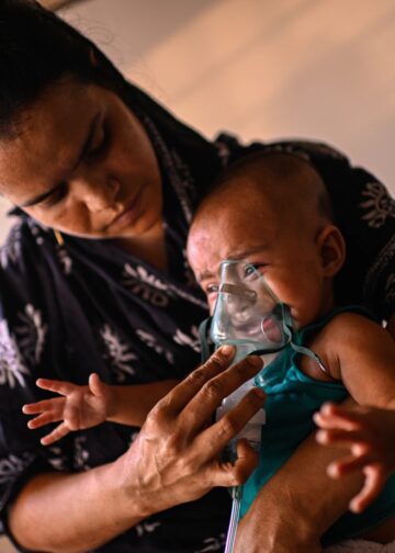 Crisis por sarampión en Bangladesh deja más de 100 niños fallecidos y obliga a vacunación masiva