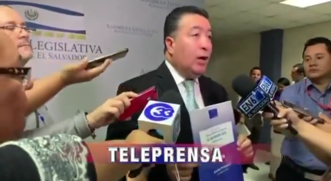 El partido ARENA propuso que reos pudieran votar