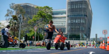 Niños aprenden sobre normas viales en el Centro Historico