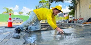 Trabajos en calle El Pedregal buscan mejorar la movilidad y seguridad de peatones y ciclistas