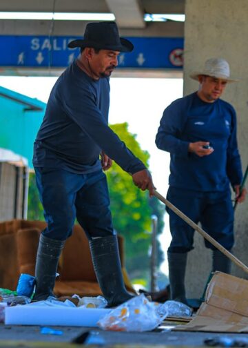 Alcaldía intensifica jornadas de limpieza y saneamiento en distintos puntos de San Salvador