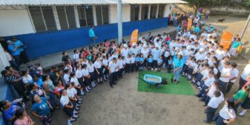 Inician transformación del Centro Escolar La Morita en San Miguel Oeste