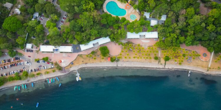 Parque Recreativo Apulo fortalece el turismo familiar y la convivencia en Ilopango